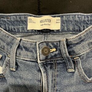 Hollister Blue Denim High-Rise Dad Jeans